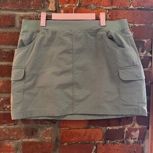 Eddie Bauer mint green cargo Skirt size XL